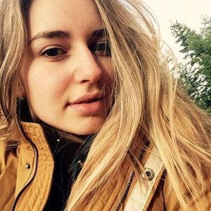 Meet your Posher, Alexys